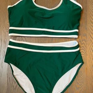 Green and White Sporty Bikini Set for Swim